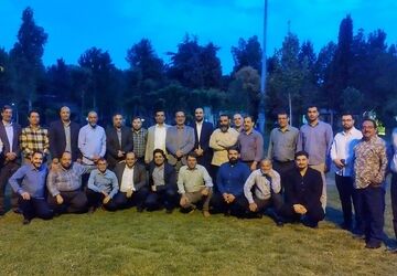 دشت بهشت میزبان تقدیر از معلمان اشتهاردی شد