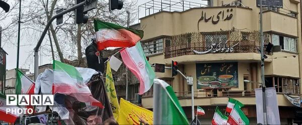 حضور حماسی مردم تهران در راهپیمایی روز قدس