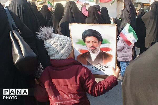 دست خدا بر سر ماست خامنه ای رهبر ماست 
