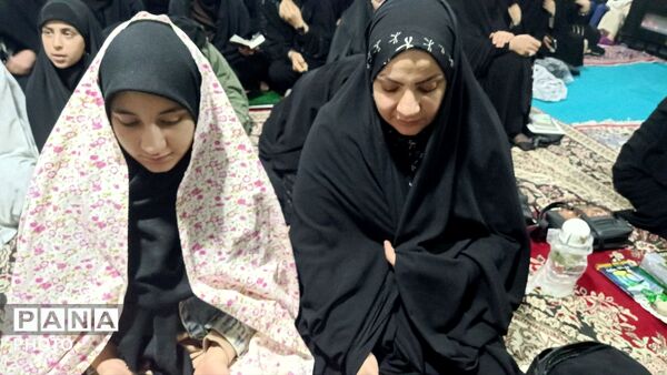 چلیچه در شب قدر غرق نور و نیایش شد