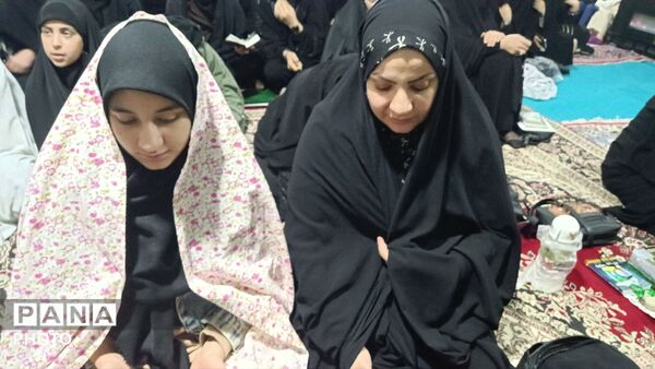 چلیچه در شب قدر غرق نور و نیایش شد