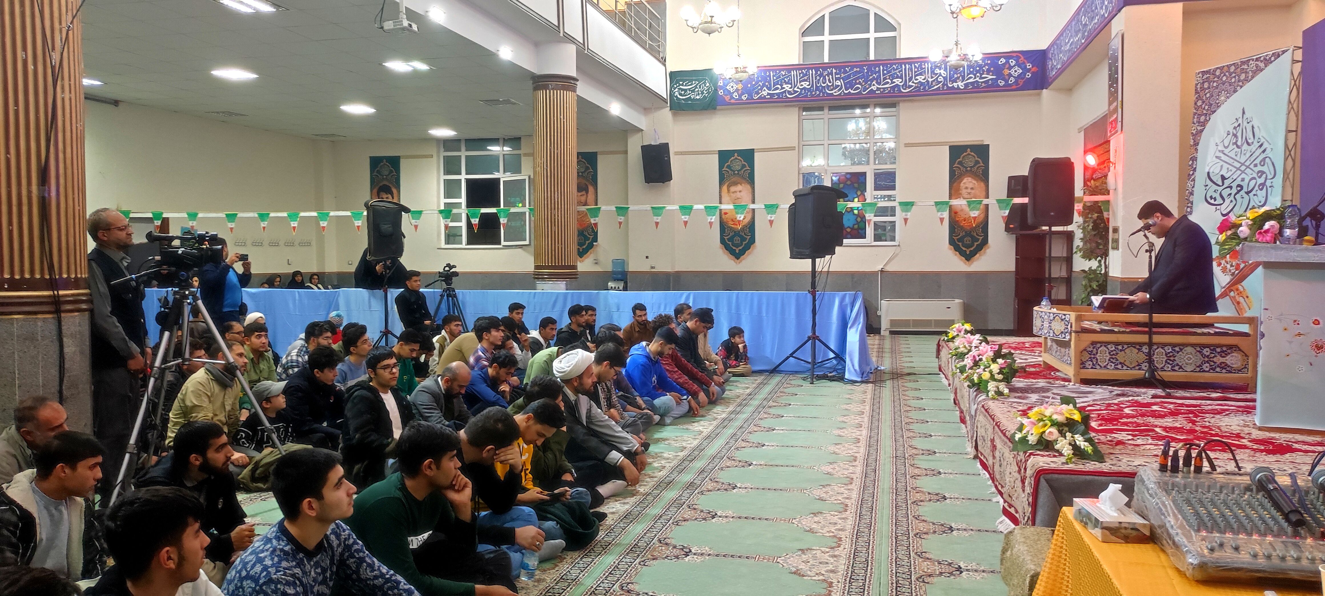 پدیده نوجوان قرآنی در محفل انس با قرآن کریم در دانشگاه علوم پزشکی خراسان شمالی