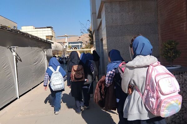 بازدید علمی مدرسه نرگس پردیس از پارک علم و فناوری