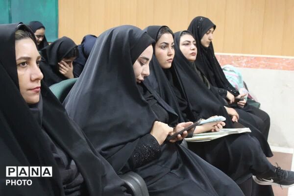 گرامیداشت هفته سلامت؛در اداره‌ آموزش و پرورش جوادآباد