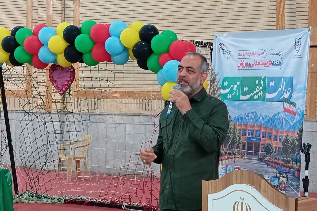 میدان ورزش، فرصتی برای نمایش توانمندی جوانان ایرانی است