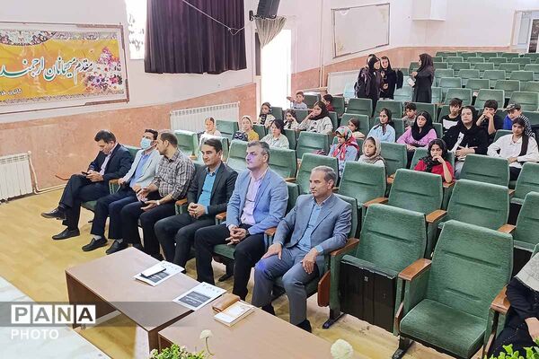   از تفاهم‌نامه تا «ویدیوکست»؛ فصل تازه همکاری فرهنگی برای دانش‌آموزان خراسان شمالی