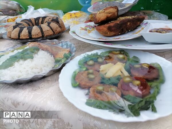 جشنواره غذا در مدرسه شهید سید خلیل رضوی شهر بار نیشابور
