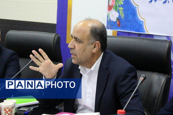 نشست تخصصی کارشناسان سواد آموزی استان بوشهر