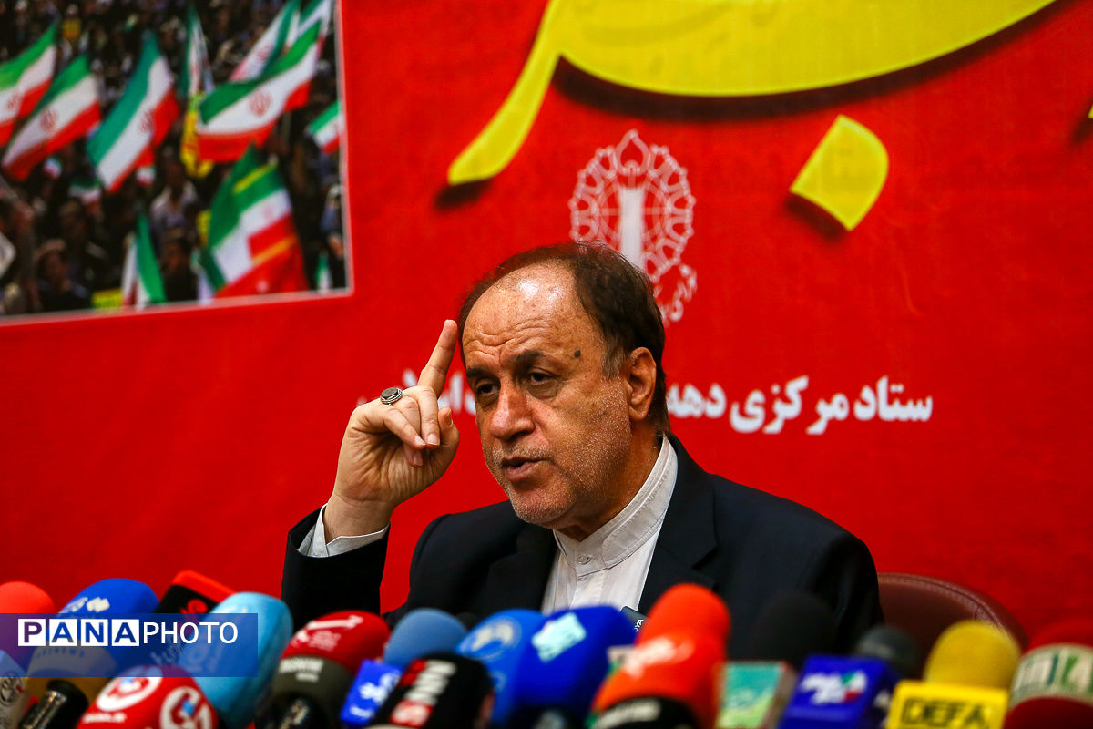 نشست خبری رئیس ستاد مرکزی دهه فجر