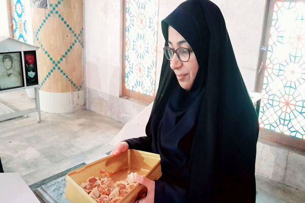 تجدید میثاق با شهدا در بوشهر
