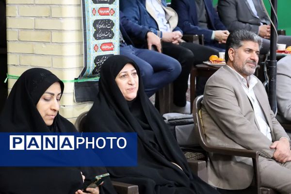 مراسم جشن تکلیف متمرکز ۳۰۰۰ نفره ویژه دانش‌آموزان دختر شهر یزد