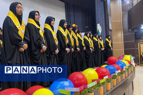 تجلیل از مربیان و دانش‌آموزان برتر شهرستان جم