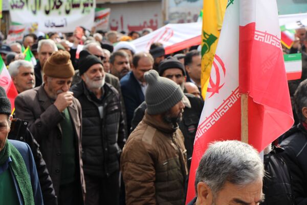 گلستانی از غرور در سملقان؛ موج حضور مردم در جشن انقلاب