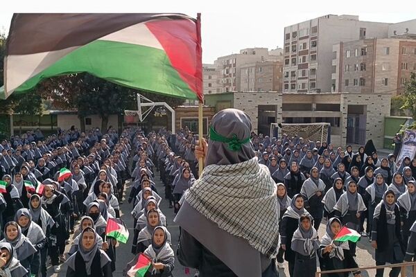 خروش دانش‌آموزان منطقه کهریزک در محکومیت شهادت سید حسن نصرالله و جنایات رژیم غاصب صهیونیستی 