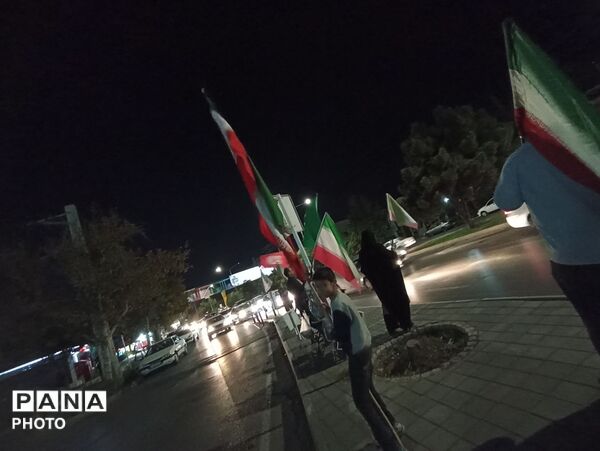حضور پرشور ملت عظیم الشان ایران در دویست ویازدهمین شب ازتجمعات مردمی 