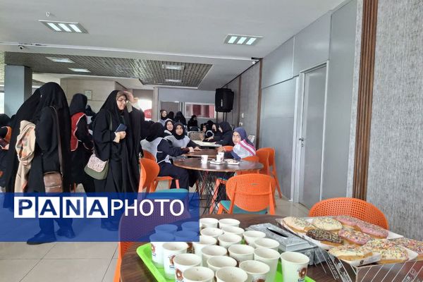 اردوی یک روزه دبیرستان امام خامنه‌ای در موسسه فرهنگی ورزشی ایثار 