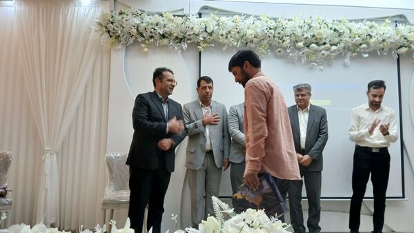 اولین جلسه انجمن اولیا مدرسه اندیشه شهرستان کاشمر 