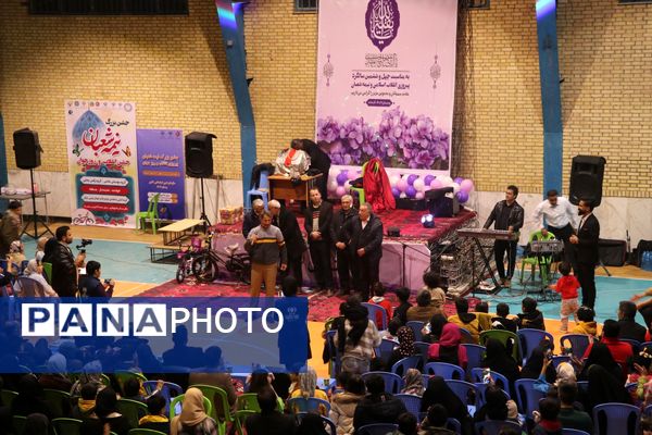 برگزاری جشن بزرگ انقلاب و نیمه شعبان در سالن خلیج فارس آشخانه 