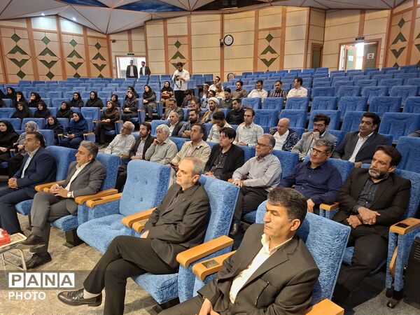 مدارس کانون پویندگی در عرصه تعلیم و تربیت هستند