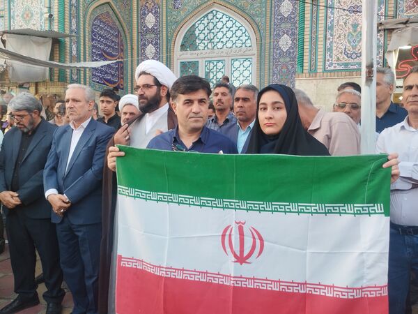 خروش مردم انقلابی قروه برای پیروزی جمهوری اسلامی 