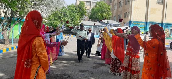 آیین نمادین «سپاس معلم »در ناحیه یک شهرکرد 