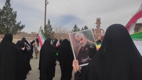 راهپیمایی 22 بهمن در روستای صرم قم