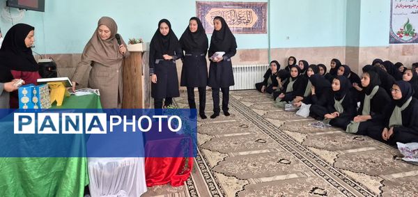 جشن باشکوه پیروزی انقلاب در مدارس مروست