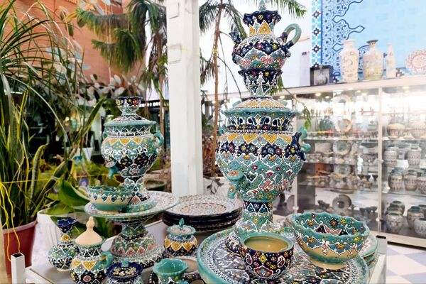لالجین، نگین درخشان سفال ایران