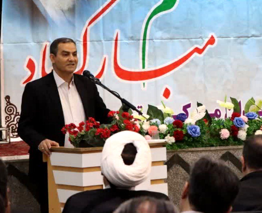 معلمان، پیشگامان سواد زندگی و آگاهی اجتماعی هستند