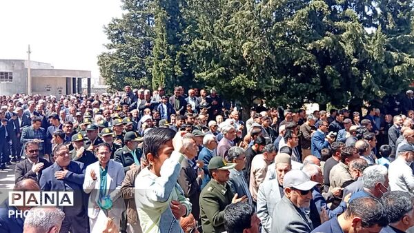 تشییع پیکر مطهر شهید علی کیانی در یاسوج 