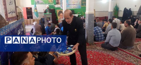 استقبال مردم شهر تیتکانلو از پرچم امام رضا(ع)