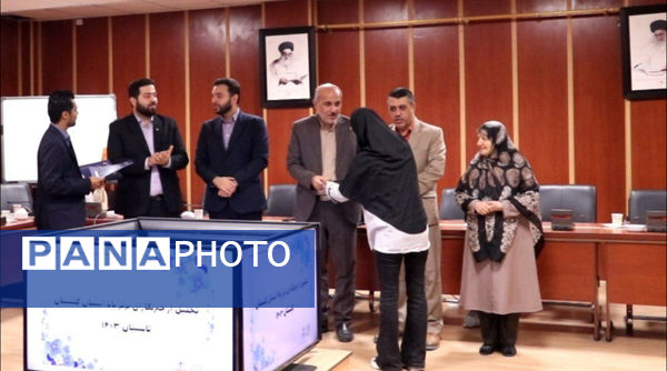 مراسم تجلیل از خبرنگاران پانا گلستان