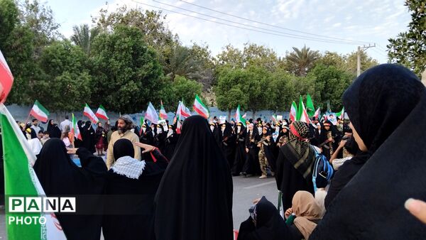 رژه باشکوه دختران جان‌فدا؛ جلوه‌ای از غرور، اقتدار و عشق به وطن