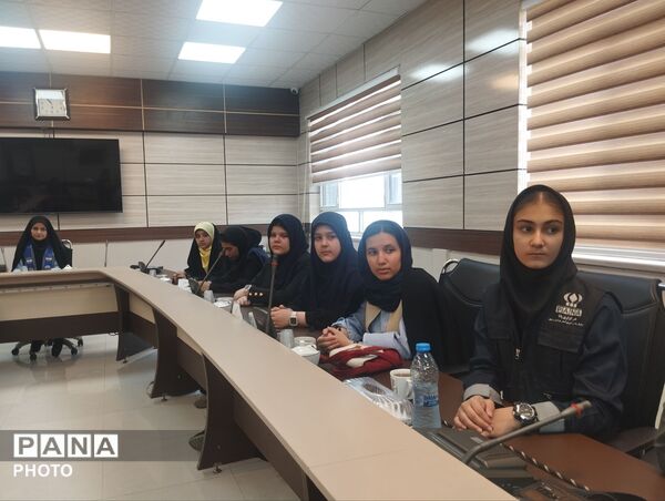 مراسم تجلیل از دانش آموزان فعال پانا ناحیه دو مشهد
