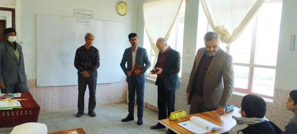 بازدید مدیر آموزش و پرورش گناباد از مدارس روستایی