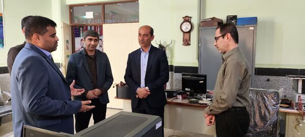 بازدید فرماندار دشتی از بخش‌های مختلف مدیریت آموزش و پرورش شهرستان دشتی