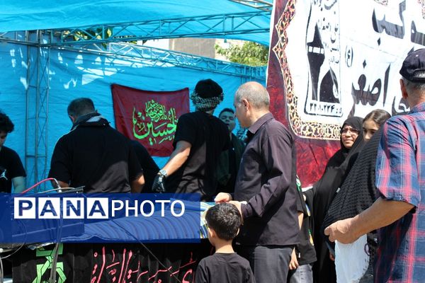 برپایی مراسم جاماندگان اربعین حسینی در امامزاده محمد(ع) کرج