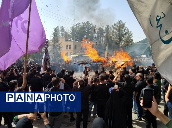  آیین خیمه سوزان روز عاشورا در بیرجند 
