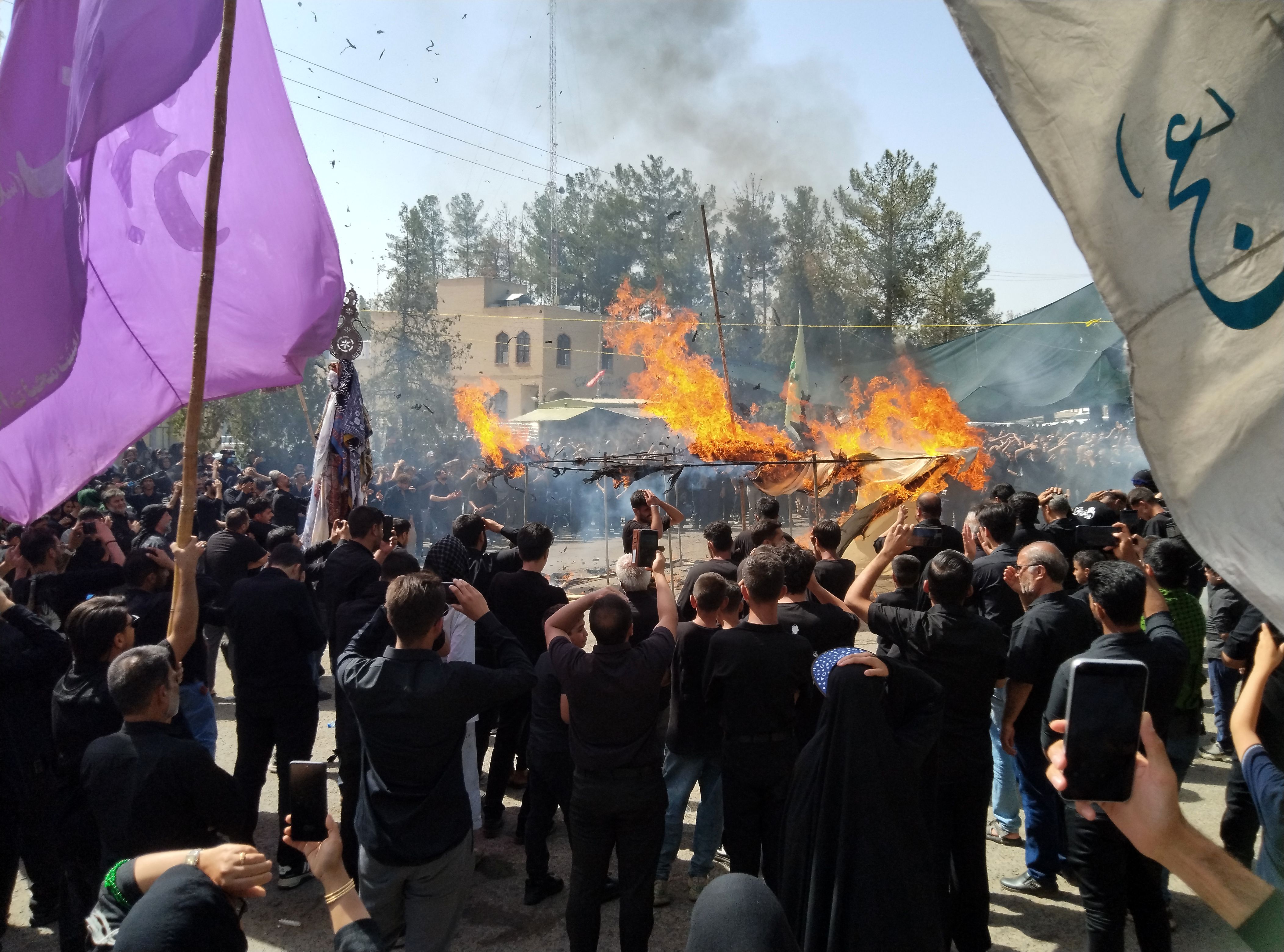  آیین خیمه سوزان روز عاشورا در بیرجند 