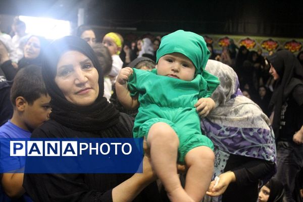 همایش شیرخوارگا‌ن حسینی در شهرستان فردیس 