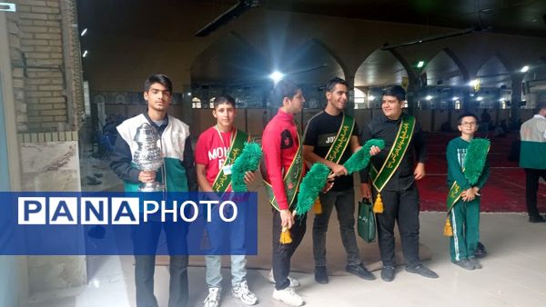 حضور مردم یاسوج در نماز جمعه 