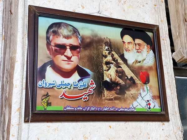 دیدار دانش‌آموزان انجمن اسلامی دبیرستان فاطمه الزهرا با همسر شهید علیرضا جمیلی شیروان