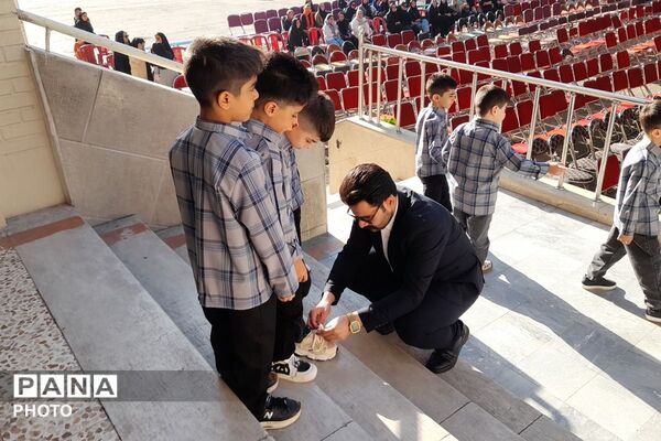 شکوه آغاز سال تحصیلی جشن مهر در مدرسه شهید آیت الله خامنه ای