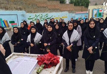 نواخته شدن زنگ مهر، مقاومت و نماز در دبیرستان فرزانگان شهرستان گرمی 