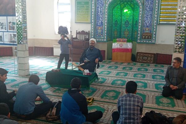 برگزاری پیاده‌روی عظیم فاطمیه در فیروزکوه