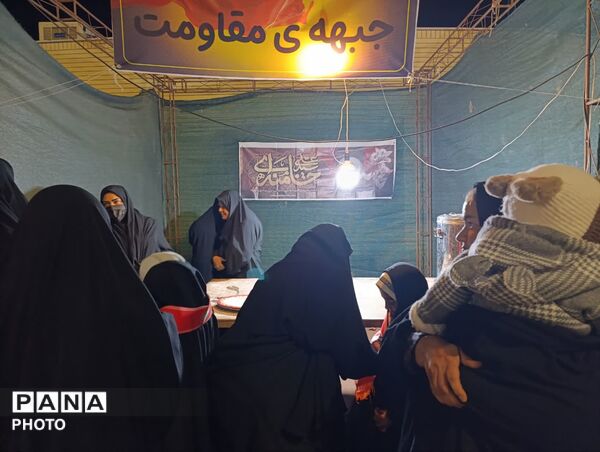 میزبانیِ موکب امام خامنه‌ای توسط دانش‌آموزان پیشتاز خدیجه کبری مهردشت ابرکوه