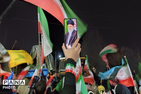 مردم شهر بار سلیبریتی های خیابان ها شدند
