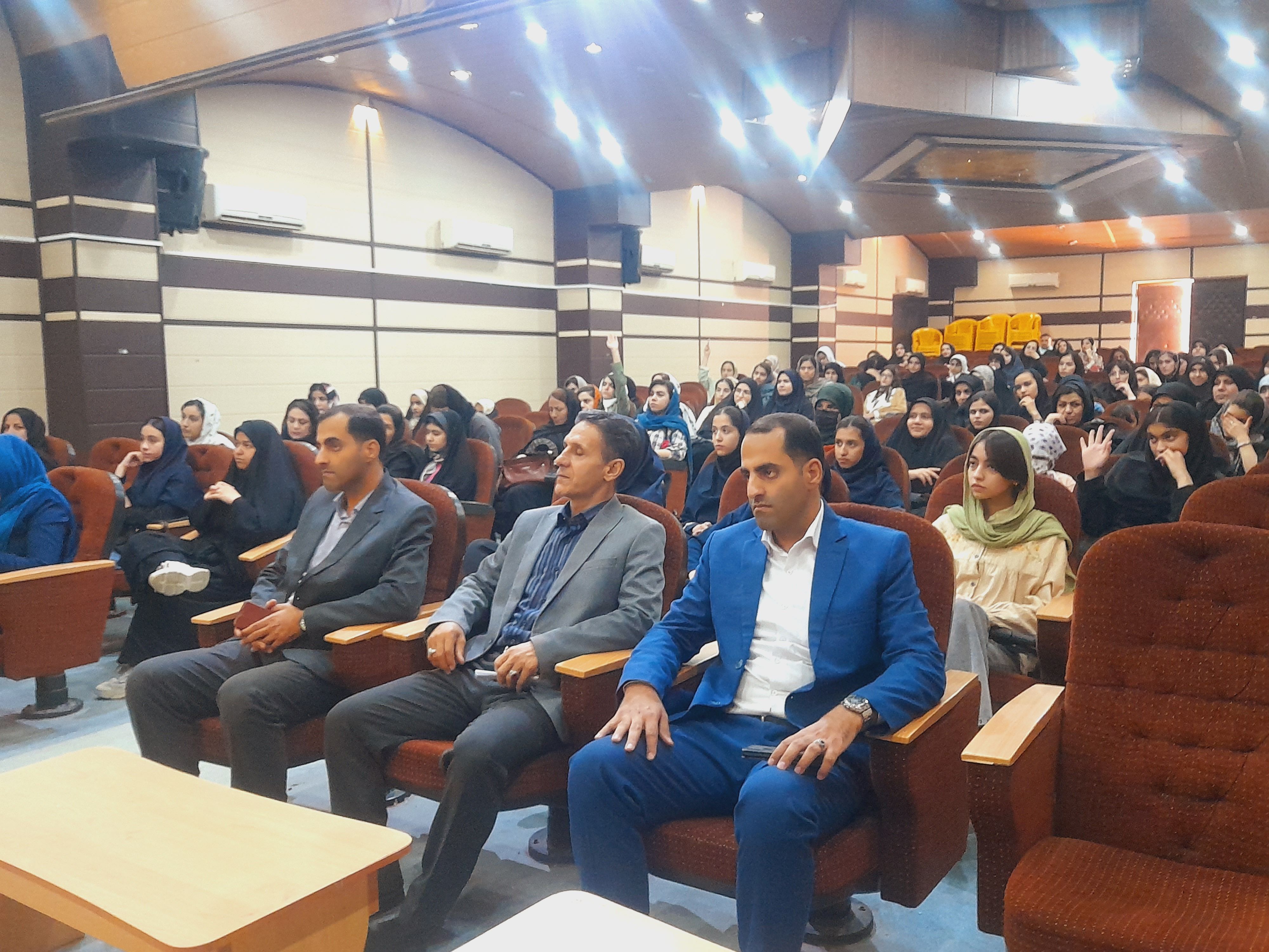 آموزش و پرورش ناحیه دو خرم‌آباد، کانون شکوفایی استعدادها