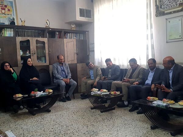 مراسم باشکوه زنگ ایثار و مقاومت در مدرسه شاهد تکتم ناحیه ۳