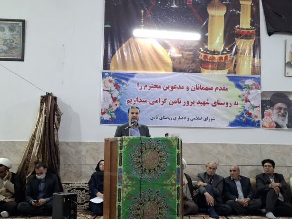 اولین نشست فعالان قرآنی، فرهنگی و هنری در روستای نامن شهرستان داورزن 
